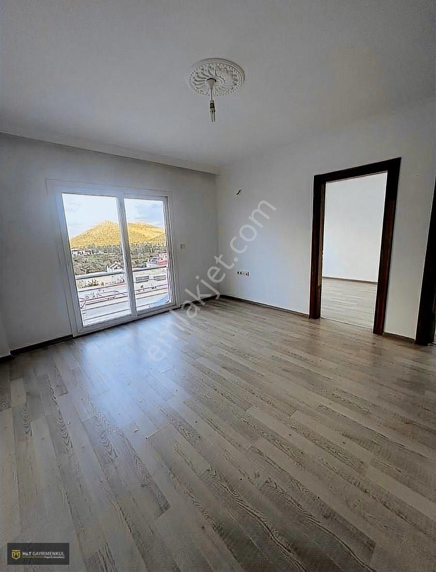 Gırıs Kat Genıs Balkonlu Daıre - Görsel 7