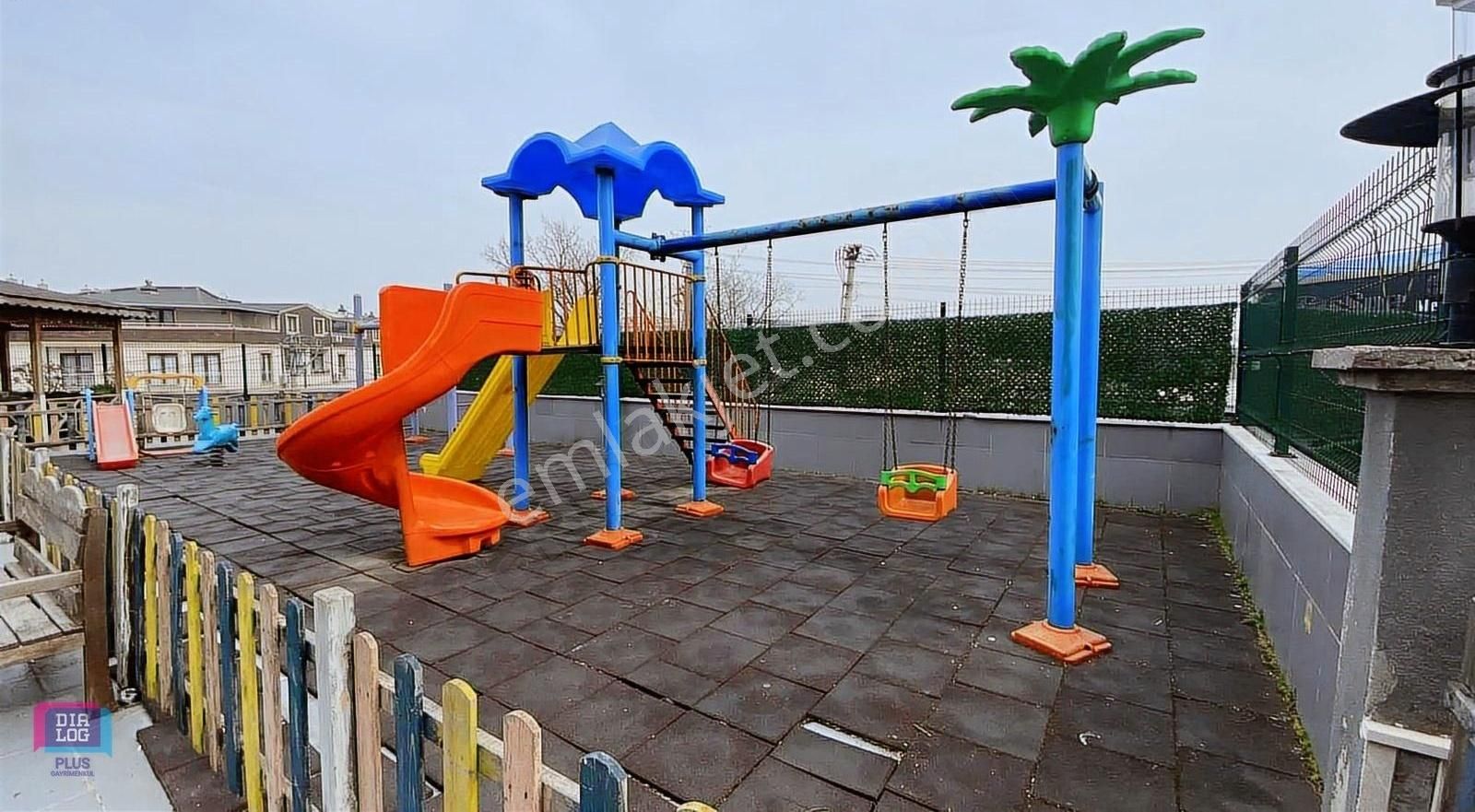 Dıalog Plus'dan Bağlarbaşı Üçüz Konaklar'da Satılık 3+1 Daire!