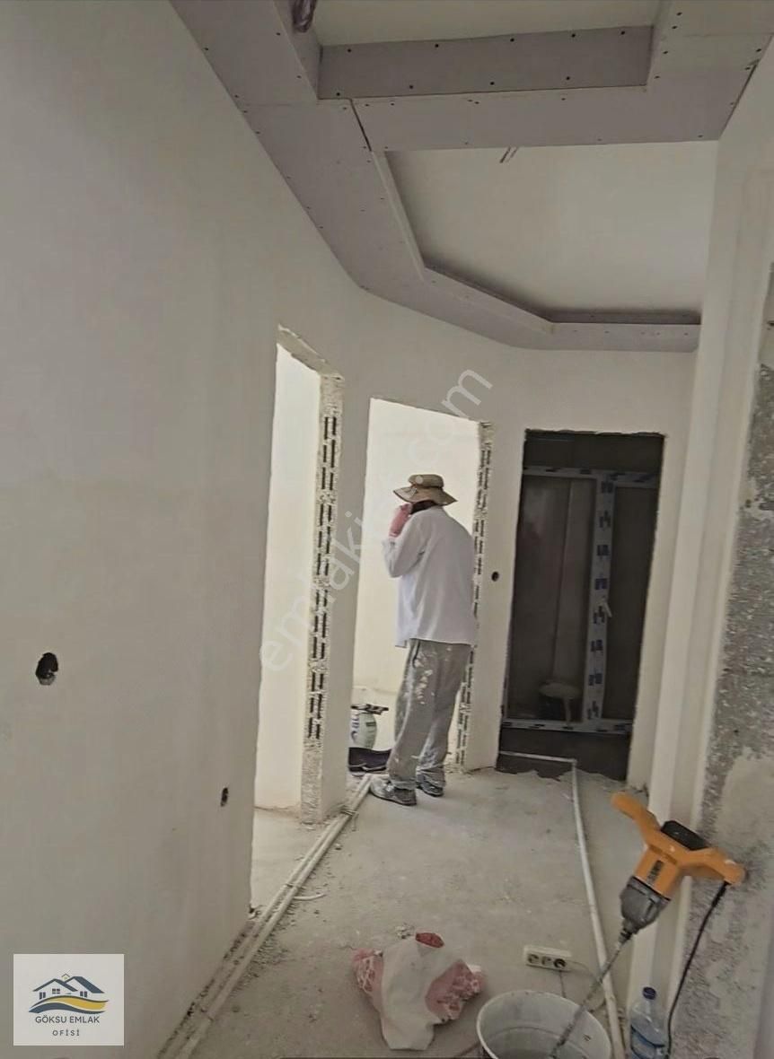 Karşıyaka Göbekte Yeni Adliye,onkoloji Hastanesi Ve Metro Yakını