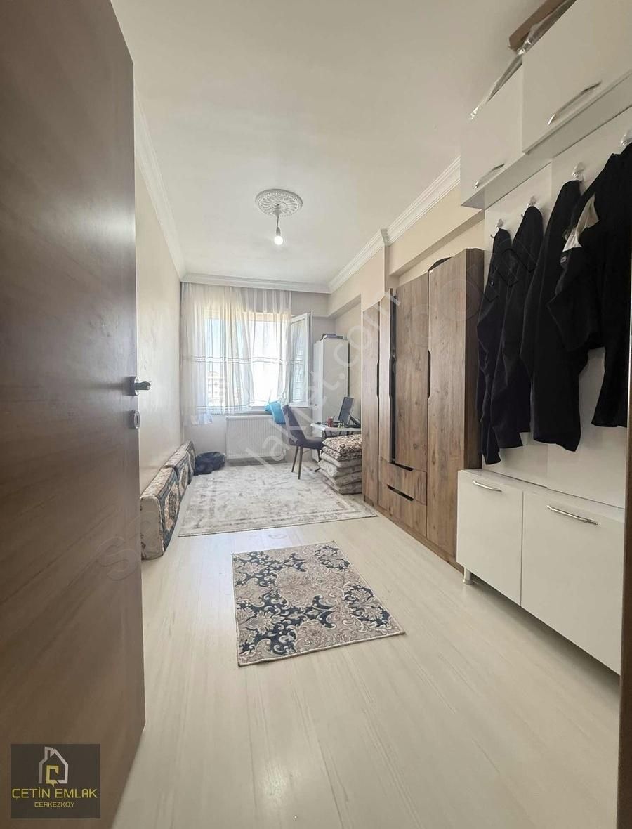 Çetin'den Bahçelievler Mah. İskanlı Ön Cepe 125m² Arakat Daire - Görsel 2