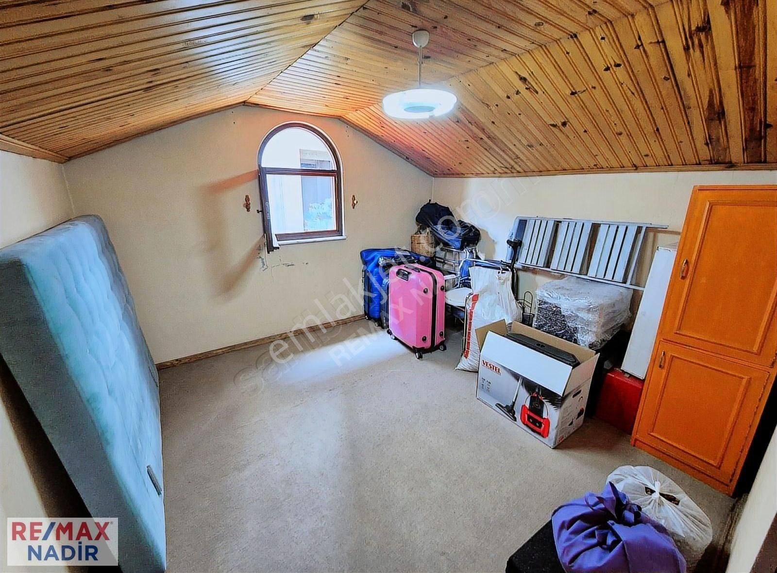 Remax Yunus Emre'den Denıze Sıfır, Tatıl Havasında 6+1 Yalı - Görsel 32