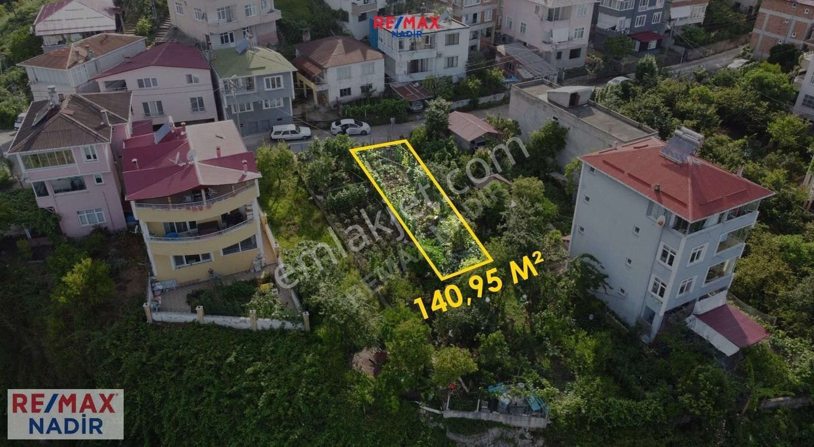 Espiye Gülburnunda Deniz Manzaralı 923 M² Satılık Arazi Paketi