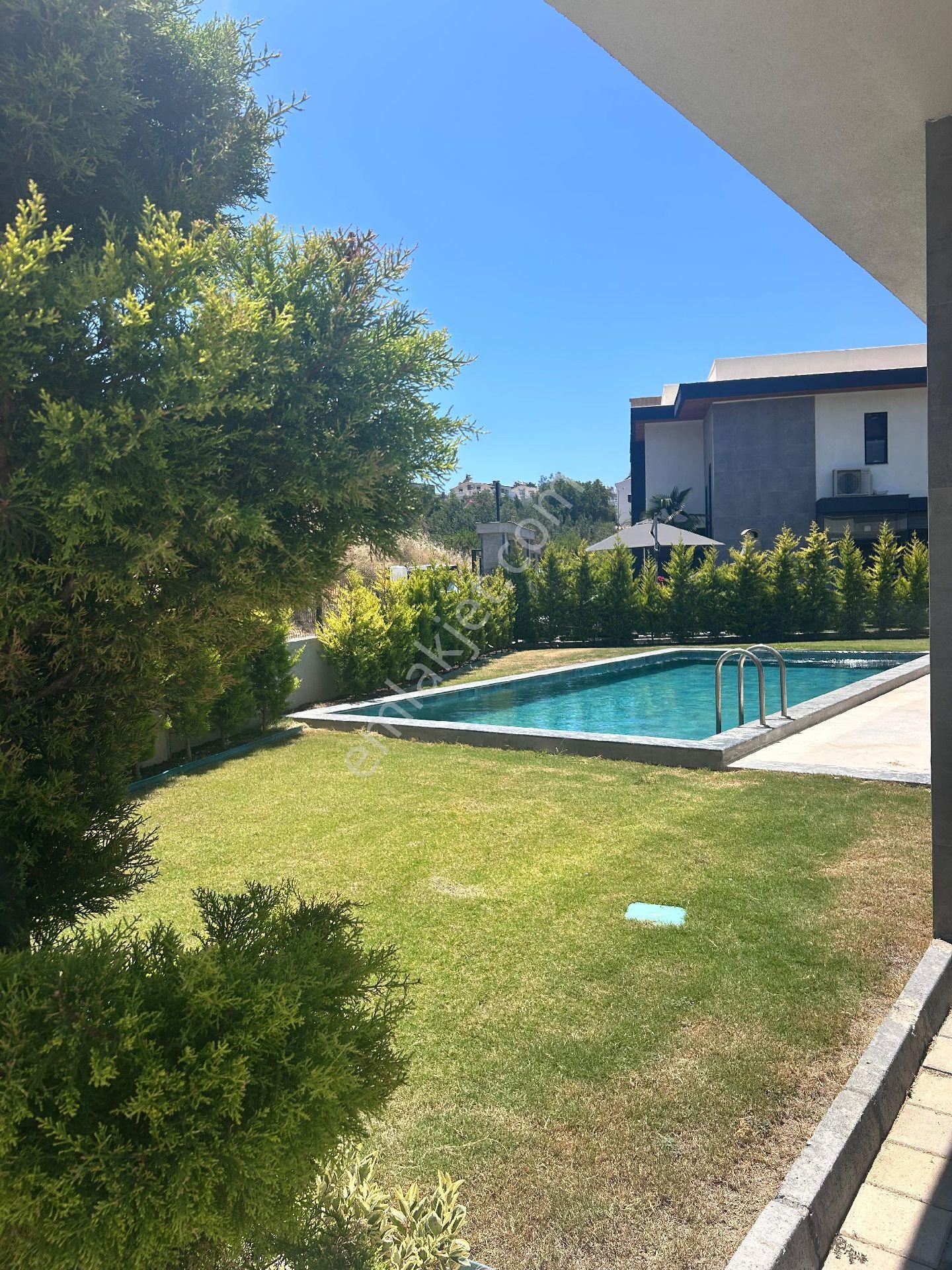 Karaova Yavansu Mevkiinde 4+1 160m2 4 Suit Odalı Özel Havuzlu Müstakil Villa - Görsel 34