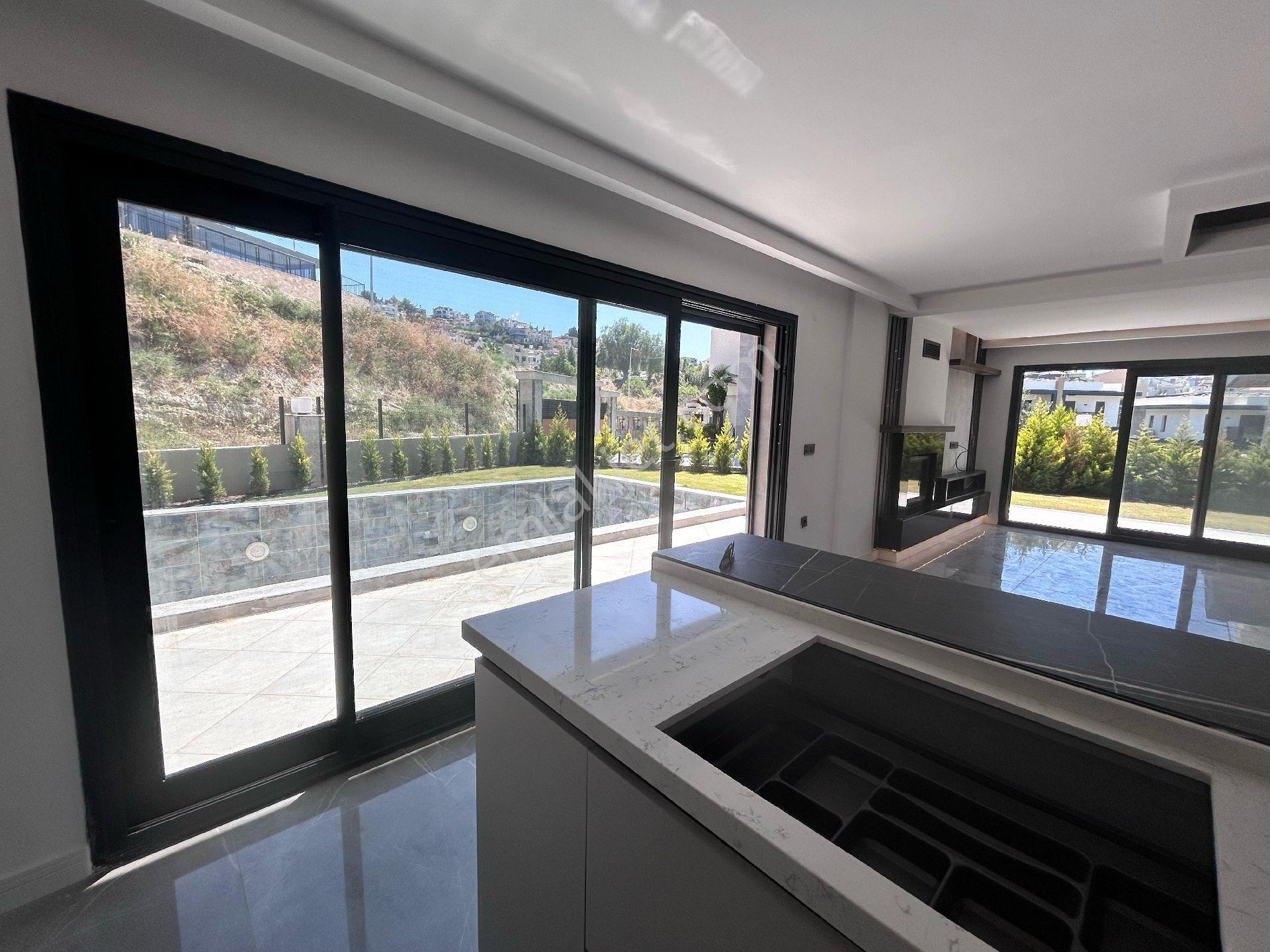 Karaova Yavansu Mevkiinde 4+1 160m2 4 Suit Odalı Özel Havuzlu Müstakil Villa - Görsel 5