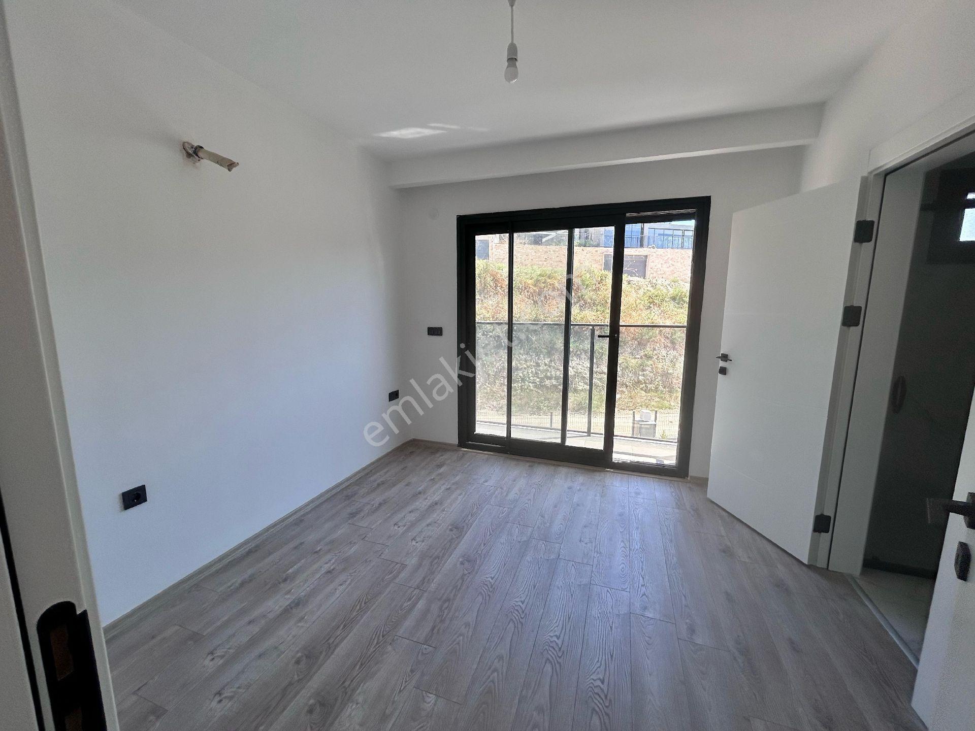Karaova Yavansu Mevkiinde 4+1 160m2 4 Suit Odalı Özel Havuzlu Müstakil Villa - Görsel 22