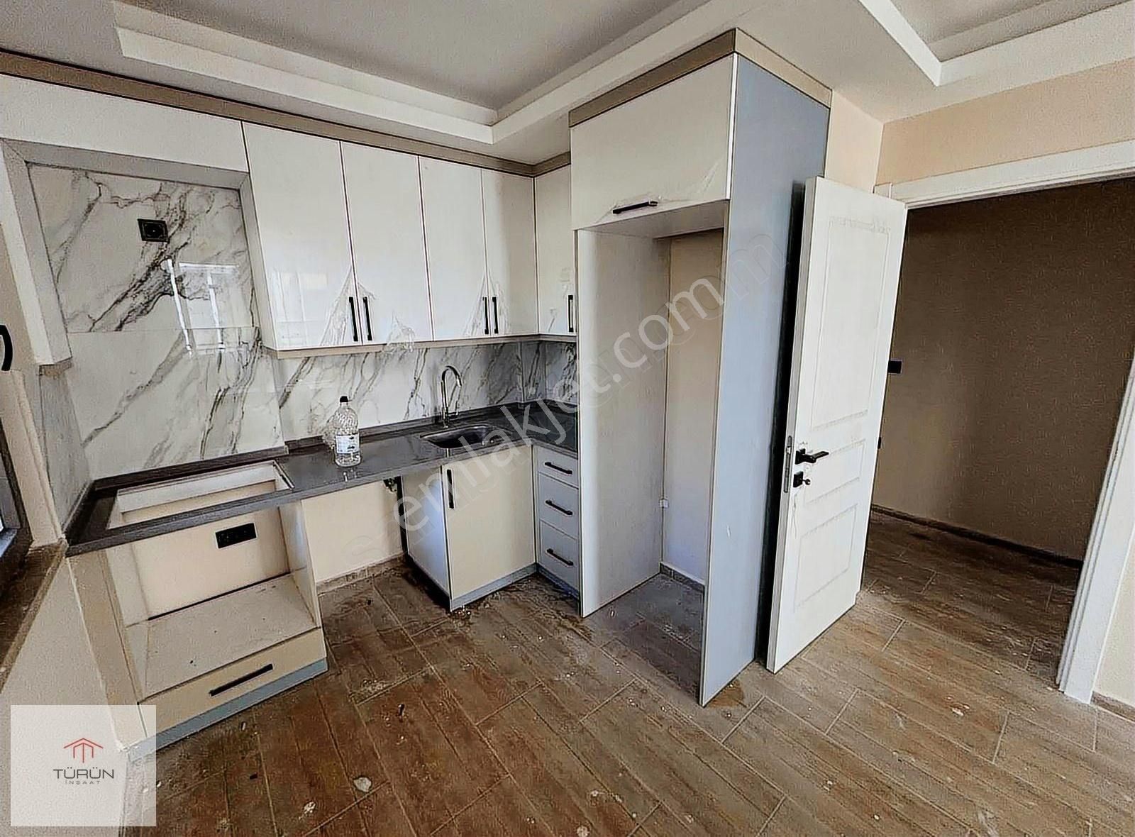 Fethiye Cami Mahallesinde Giriş Kat 1+1 Satılık Daire - Görsel 2