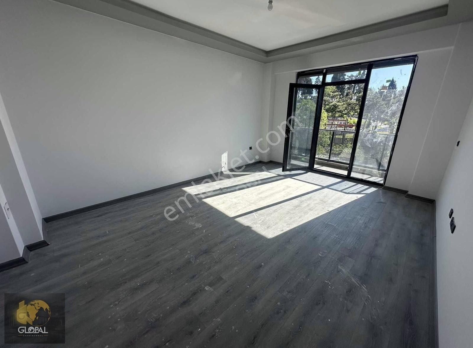 Tuna Mahallesi Yapıcı Tower'da Kiralık Sıfır 2+1 Daire