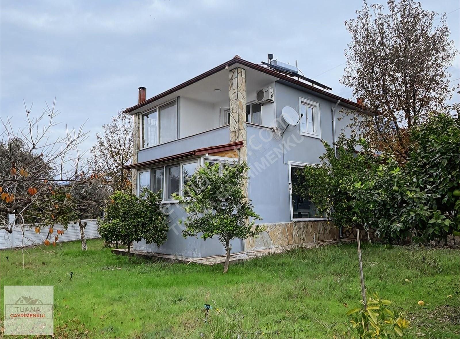 Tuana Emlak'tan Zeytinalanı Mahallesin'de Full Göl Manzaralı..