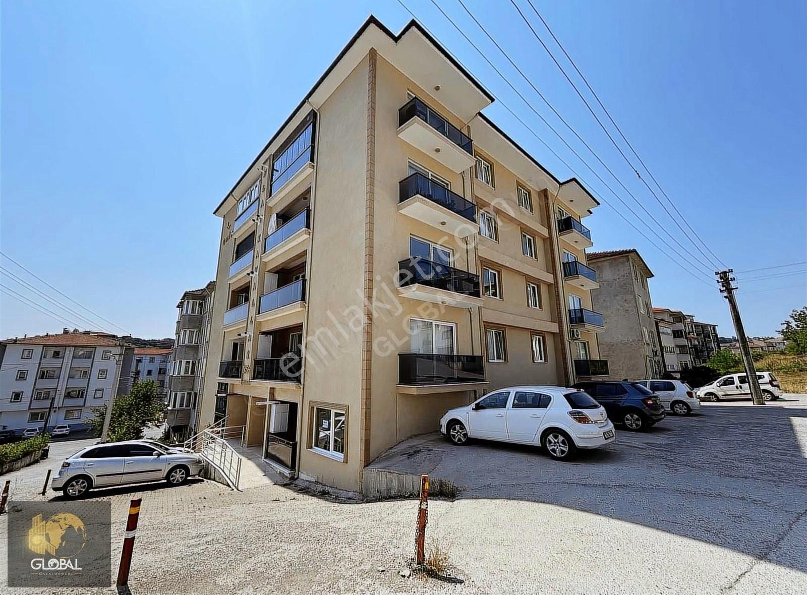 Global Den Kiralık Ara Kat 2+1 Daire