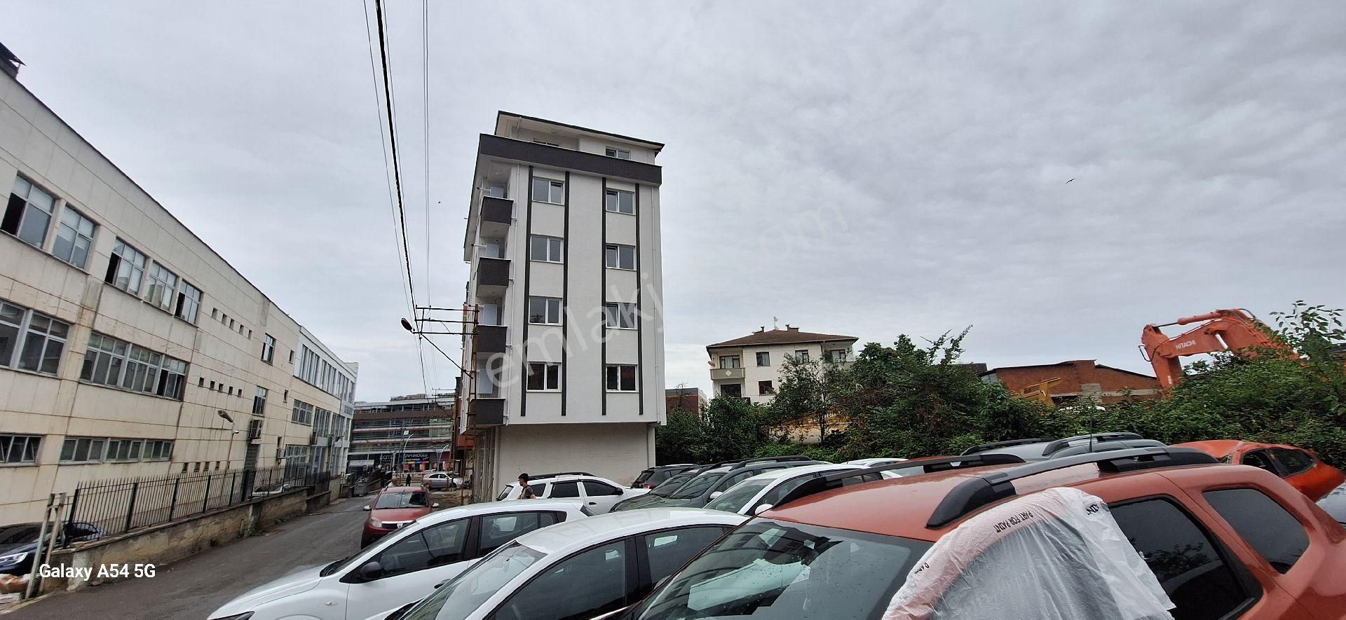 Şahinoğlu Emlaktan, Trabzon Yomra Kaṣüstünde, 9 Daire Ve 1 Dükkanlı, Komple Satılık Sıfır Bina. - Görsel 25