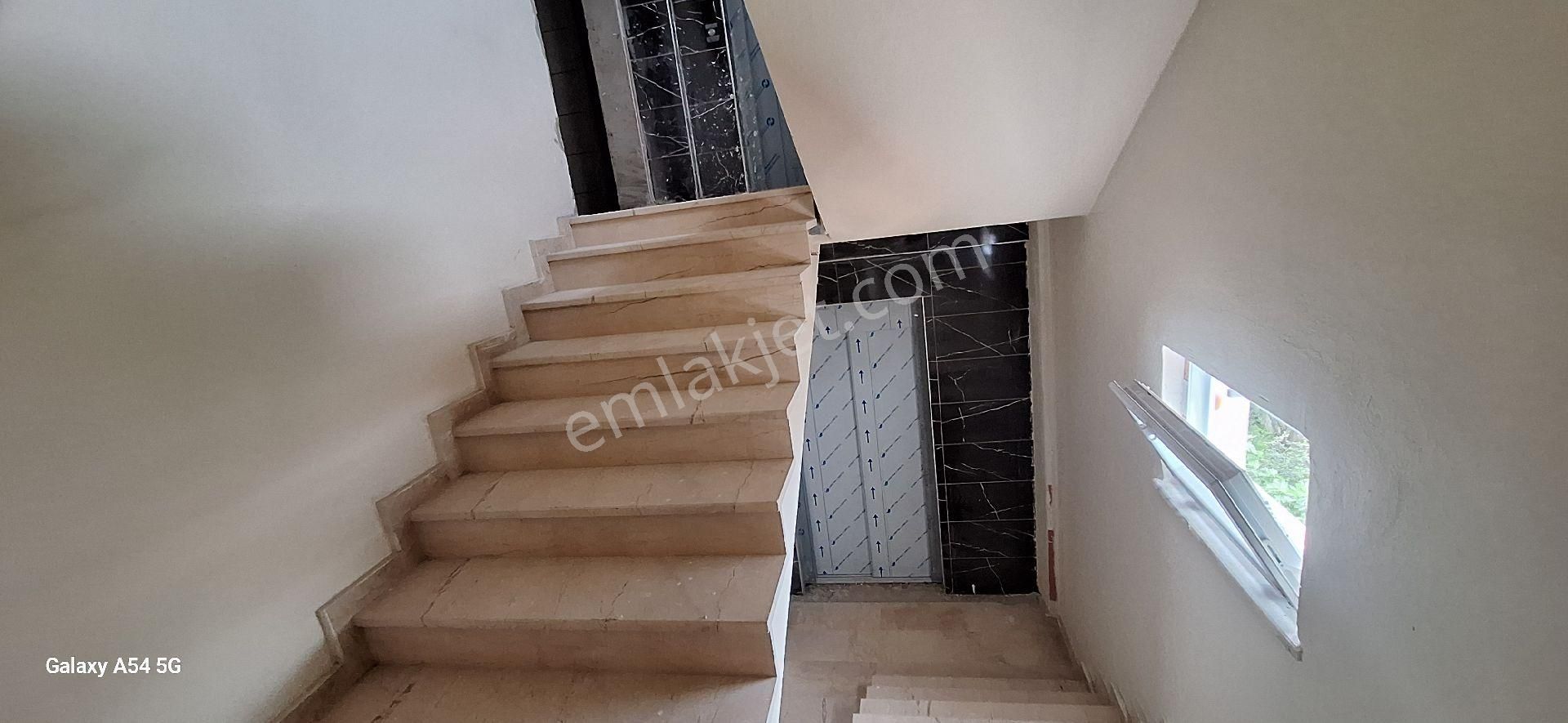 Şahinoğlu Emlaktan, Trabzon Yomra Kaṣüstünde, 9 Daire Ve 1 Dükkanlı, Komple Satılık Sıfır Bina. - Görsel 24