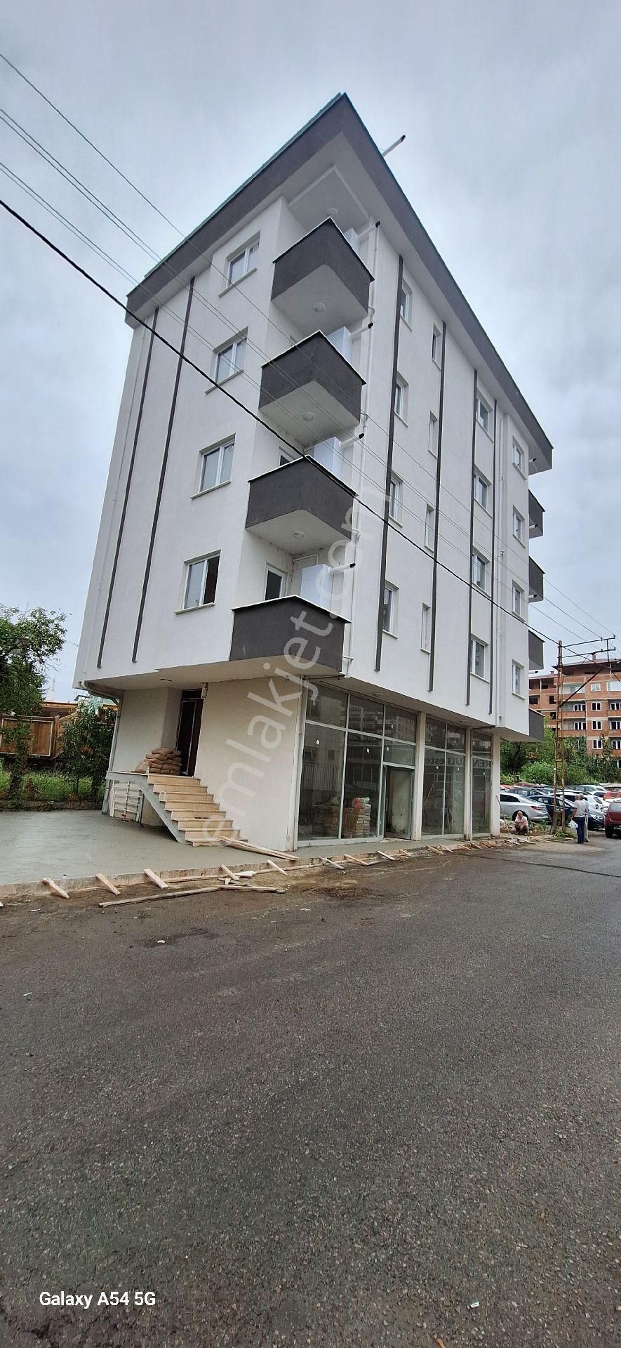 Şahinoğlu Emlaktan, Trabzon Yomra Kaṣüstünde, 9 Daire Ve 1 Dükkanlı, Komple Satılık Sıfır Bina. - Görsel 29