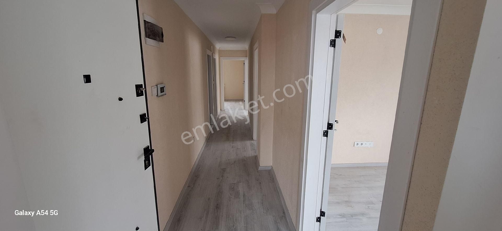 Şahinoğlu Emlaktan, Trabzon Yomra Kaṣüstünde, 9 Daire Ve 1 Dükkanlı, Komple Satılık Sıfır Bina. - Görsel 13