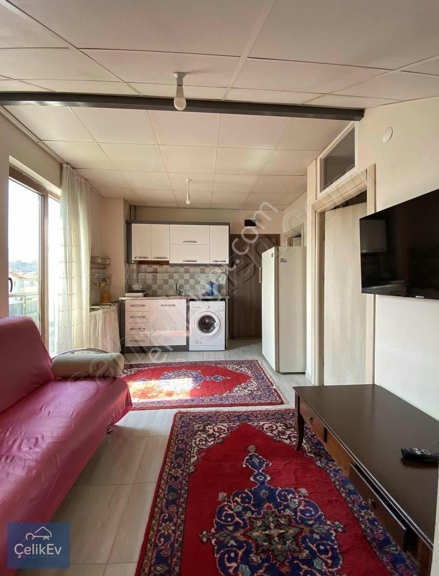 Çelikev Gayrimenkul'den Yedişehitlerde Geniş 1+1 Çatı Kat Apart