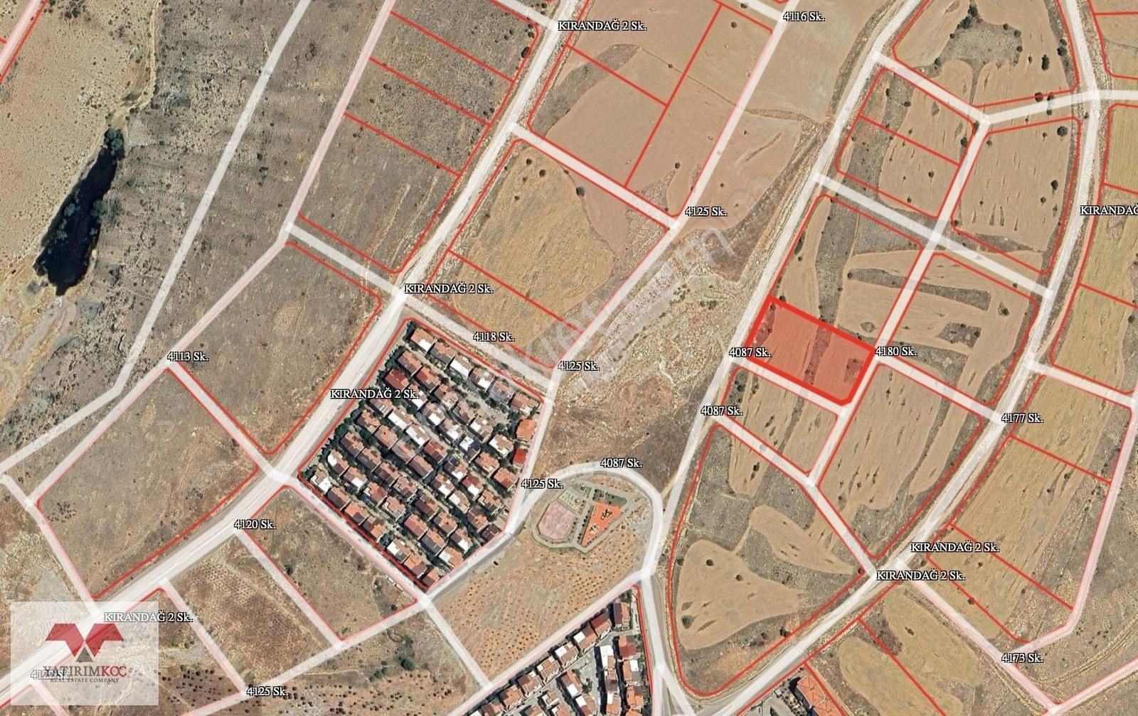 Yakacık'ta Protokol Yoluna Çok Yakın Ticari İmarlı Arsa