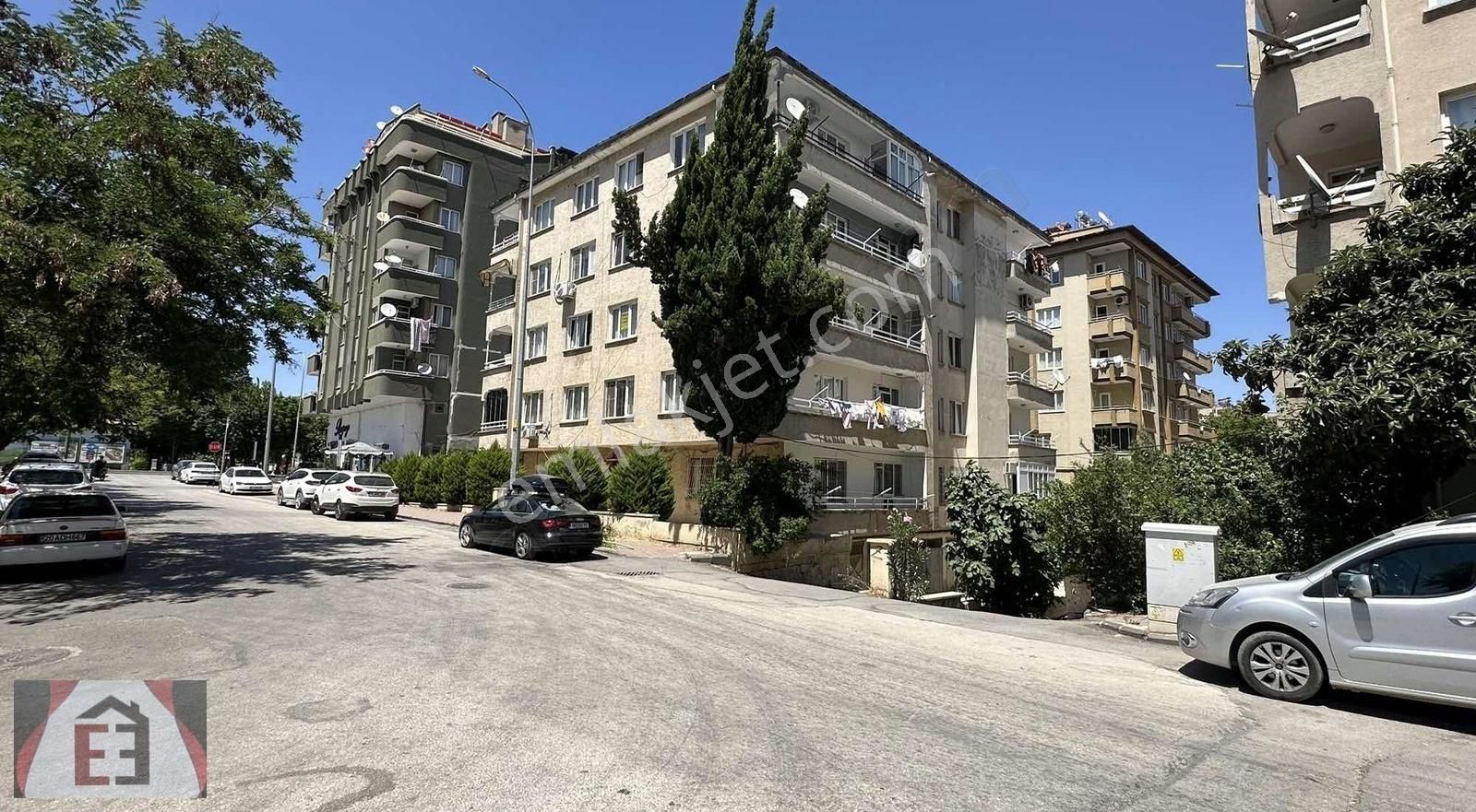 Değirmiçem De Göbek Kat 3+1 Fırsat Daire