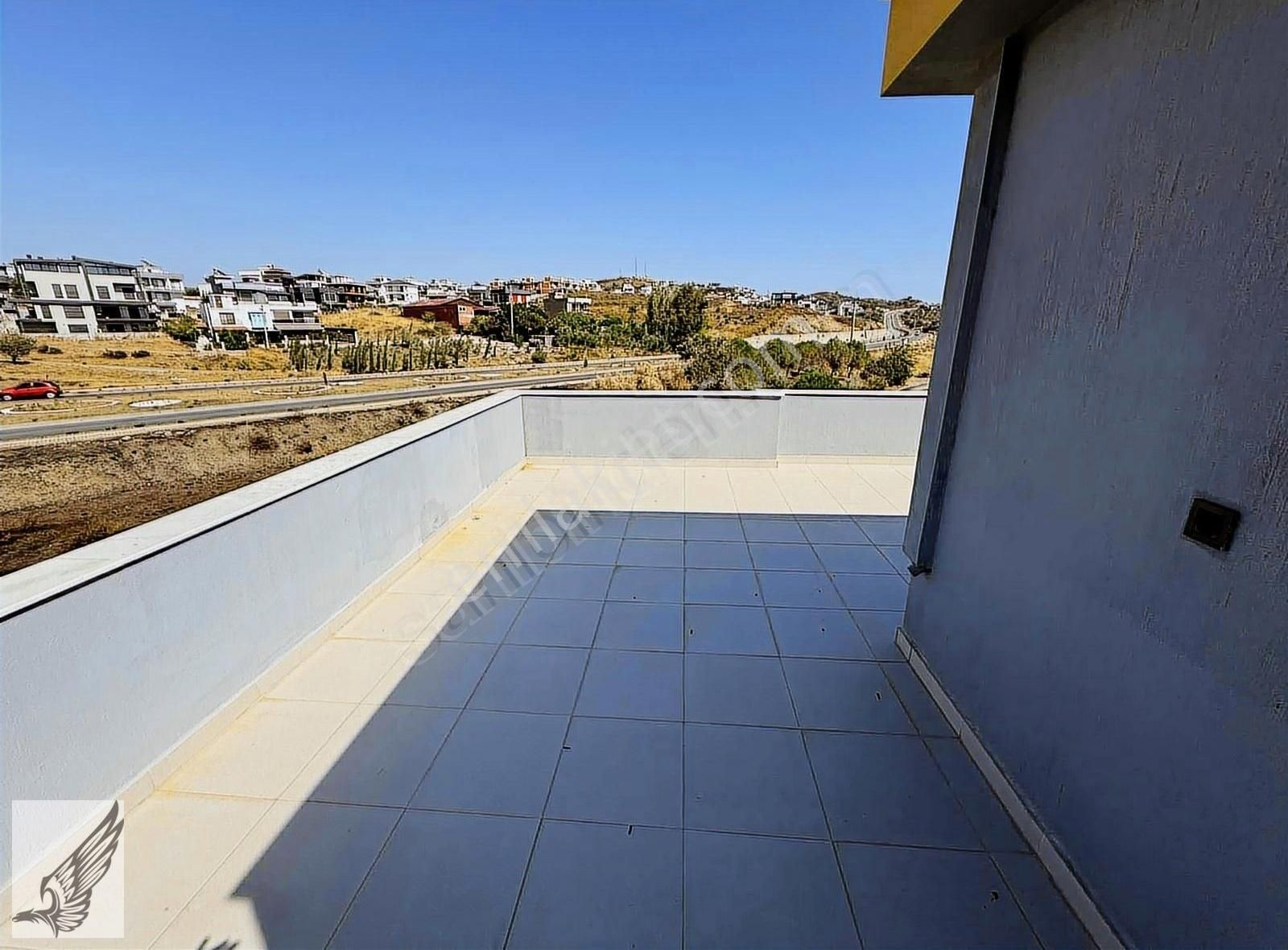 Seferihisar Akarcada Müstakil Girişli Satılık 3+2 Villa - Görsel 24