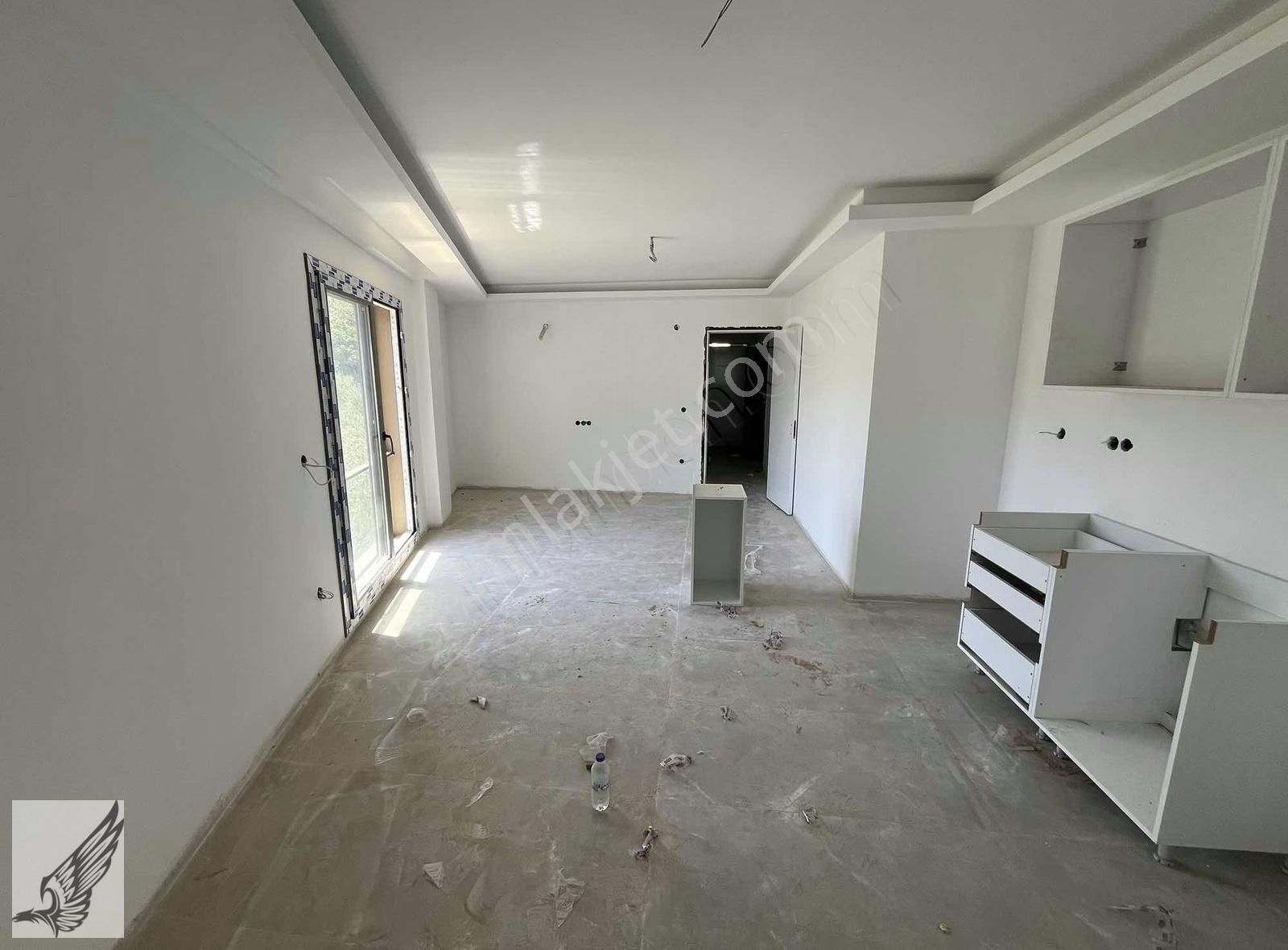 Seferihisar Çarşı Merkezinde Açık Mutfak 2+1 Satılık Daire - Görsel 15