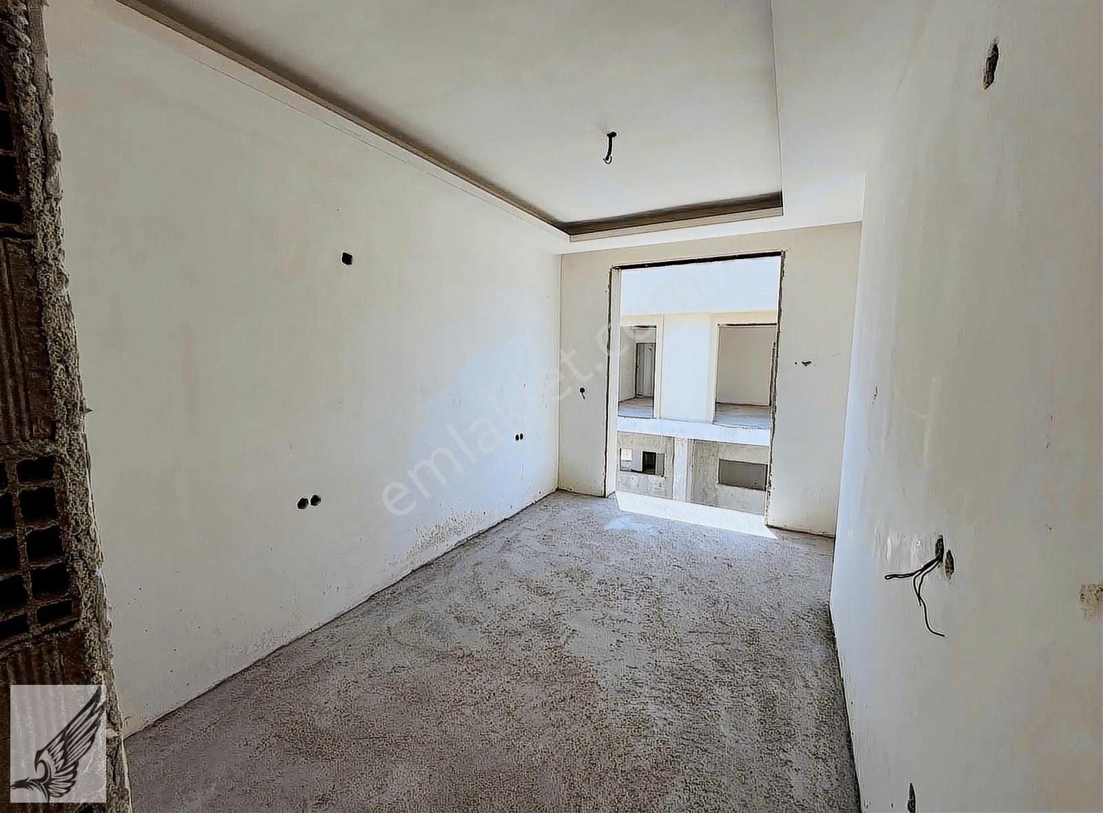 Seferihisar Akarca'da Plaja 250metre Havuzlu Teraslı 3+1 Villa - Görsel 12