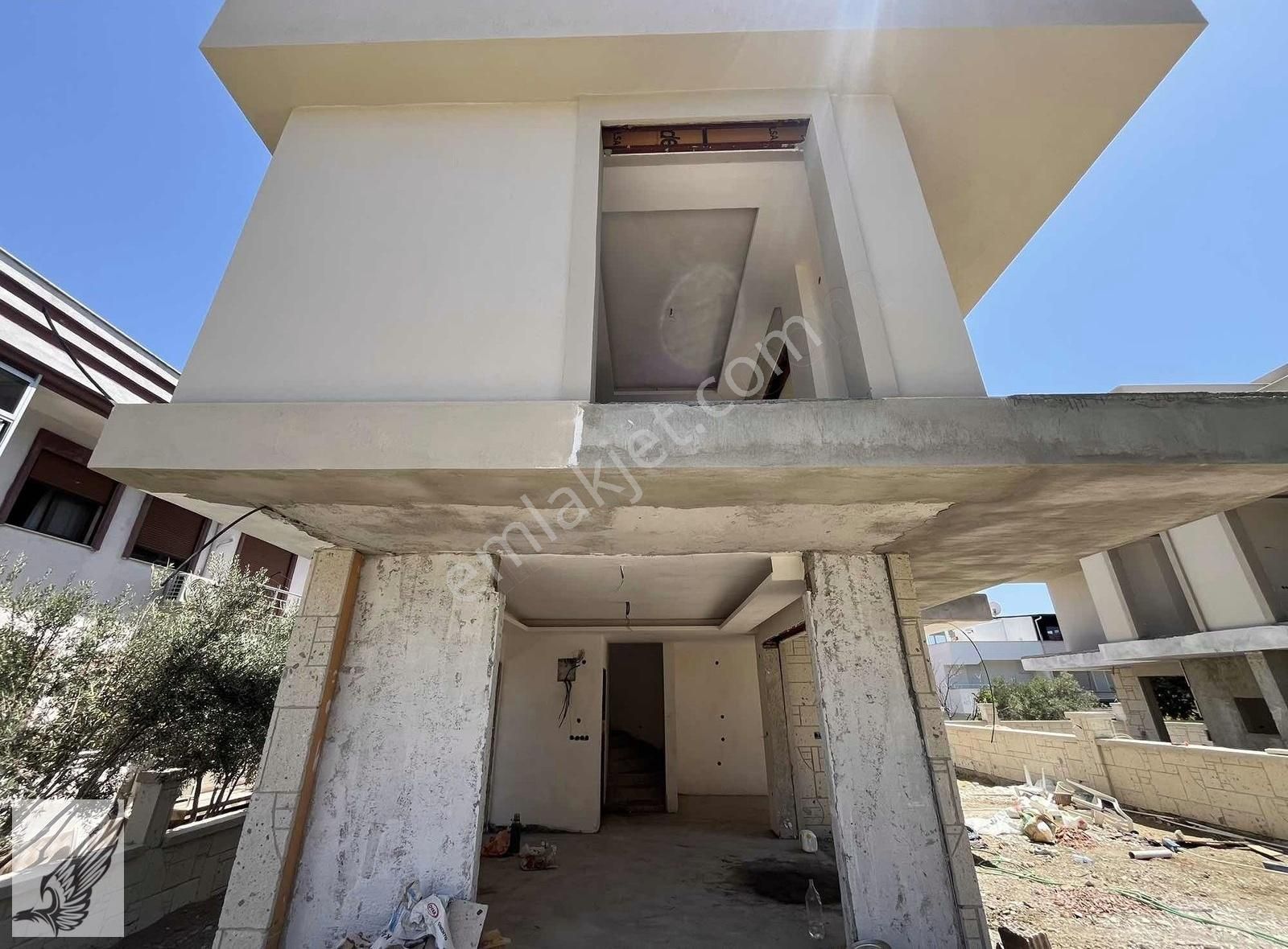 Seferihisar Akarca'da Plaja 250metre Havuzlu Teraslı 3+1 Villa - Görsel 25