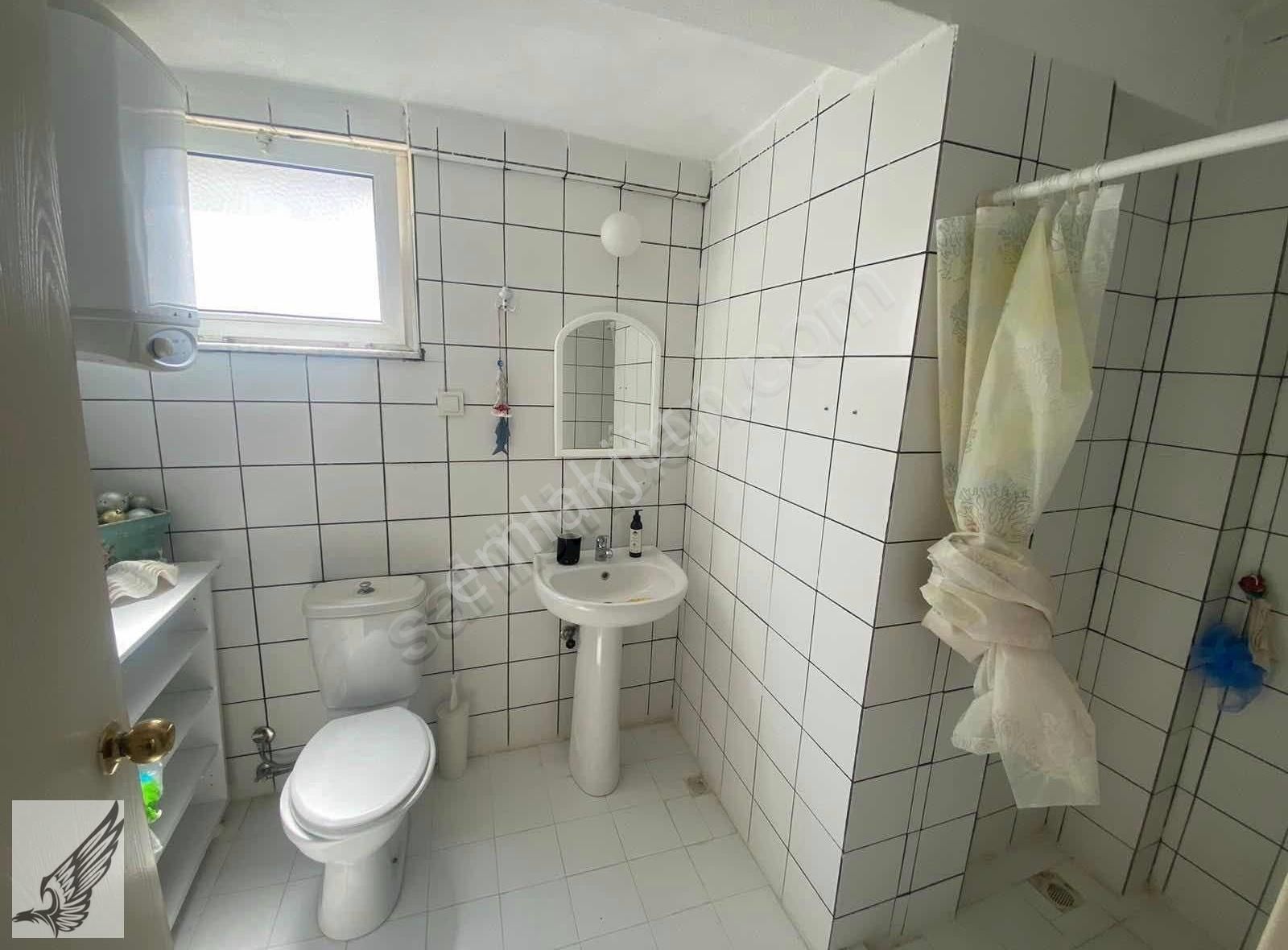 Seferihisar Banksis Sitesinde 3+2 Eşyalı Satılık Villa - Görsel 9