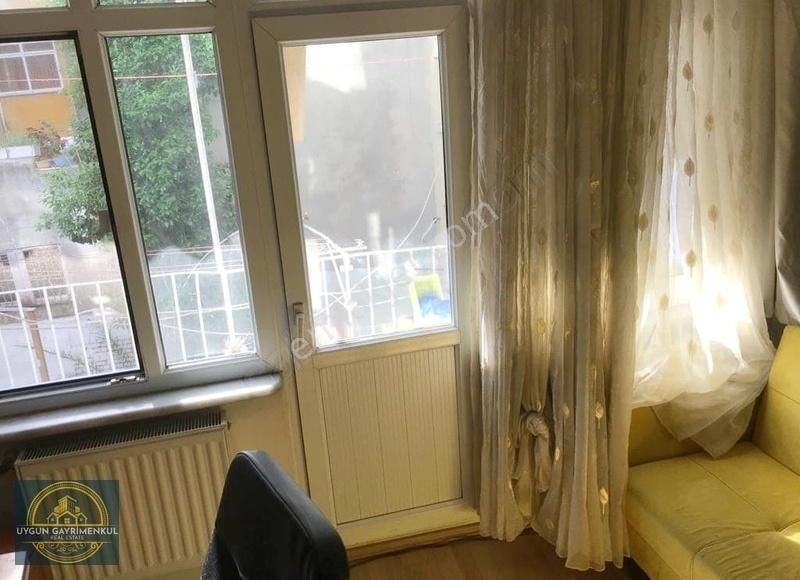 Fatih Mevlanakapı'da, Süper Lokasyonda, Satılık 1+1 Büyük Daire - Görsel 9