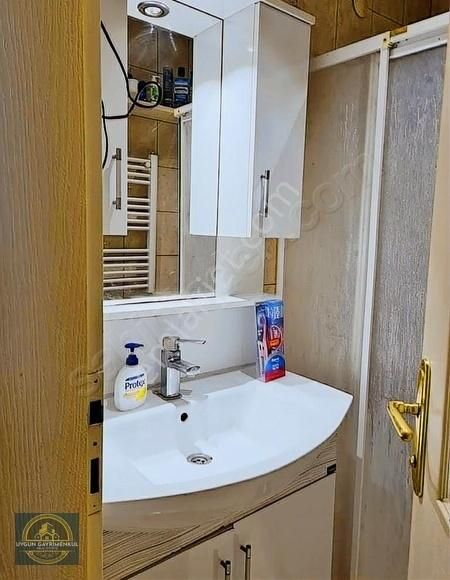 Fatih Mevlanakapı'da, Süper Lokasyonda, Satılık 1+1 Büyük Daire - Görsel 2