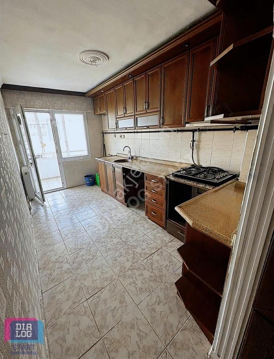 Bayraklı Çamkıranda Temiz Kullanılabılır Bos Daire