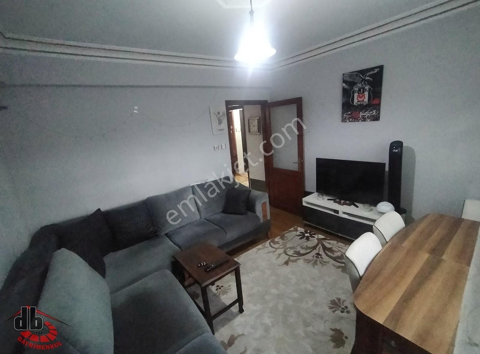 Rami Yenimahalle'de Düz Giriş 2+1 Ön Cephe Daire Düzlükte