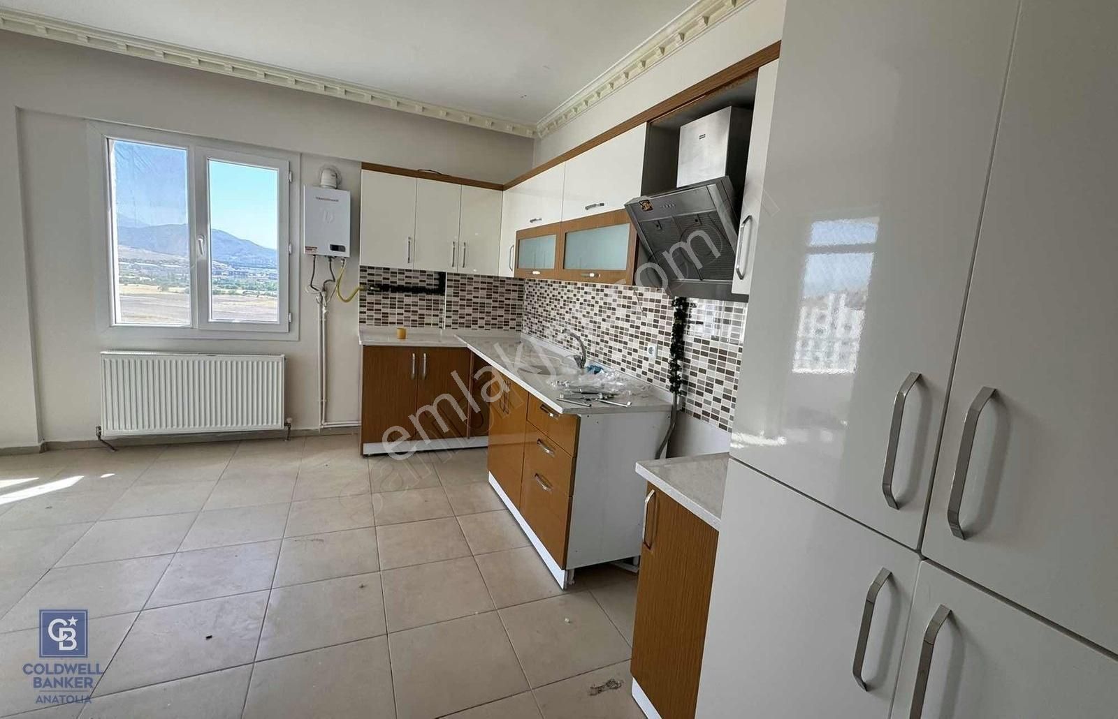 Cb'den Erkilet Erciyes Site İçersi 4+1 Satılık Konutumuz Sizlere