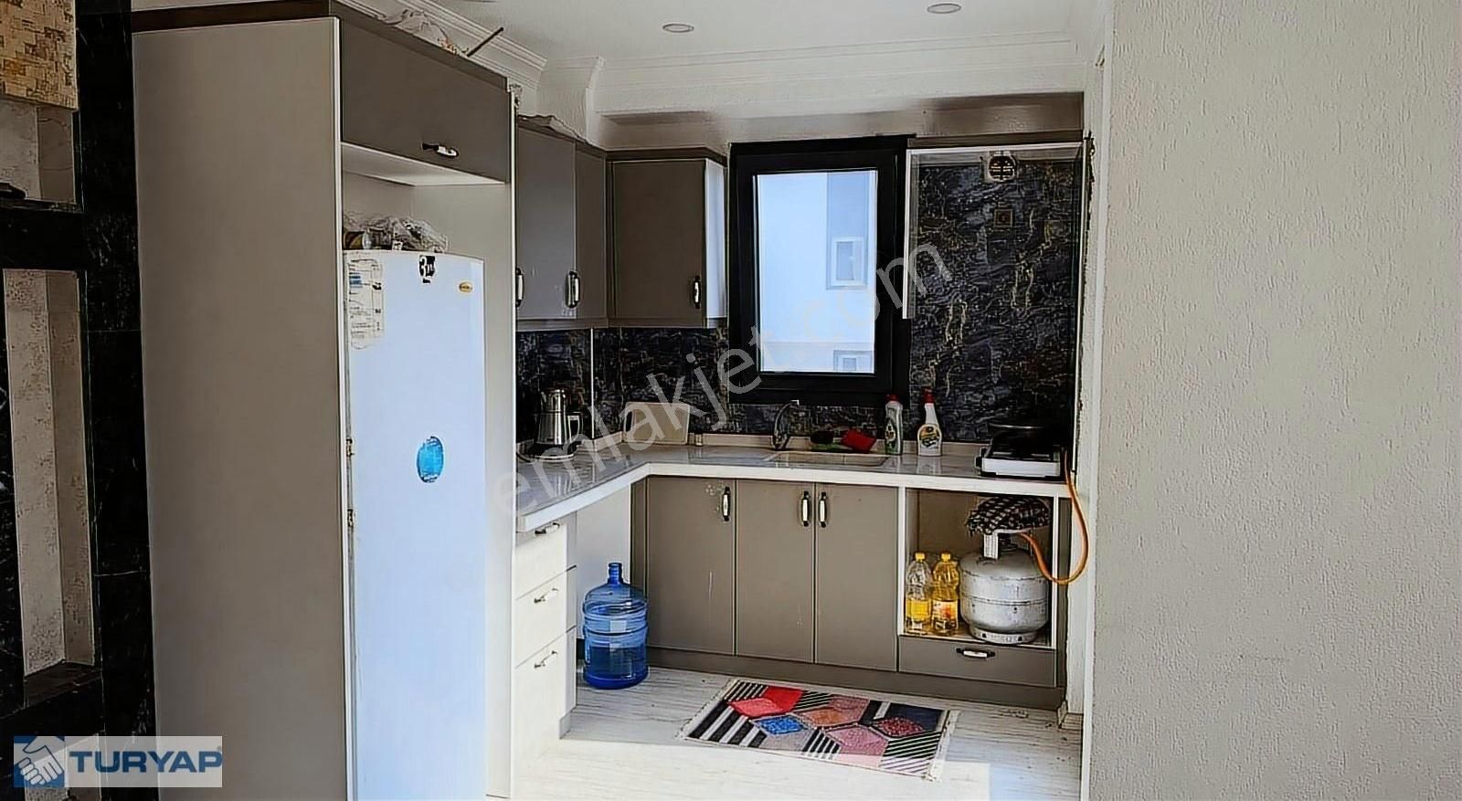 Bodrum Mumcular 2+1 Orta Kat Daire