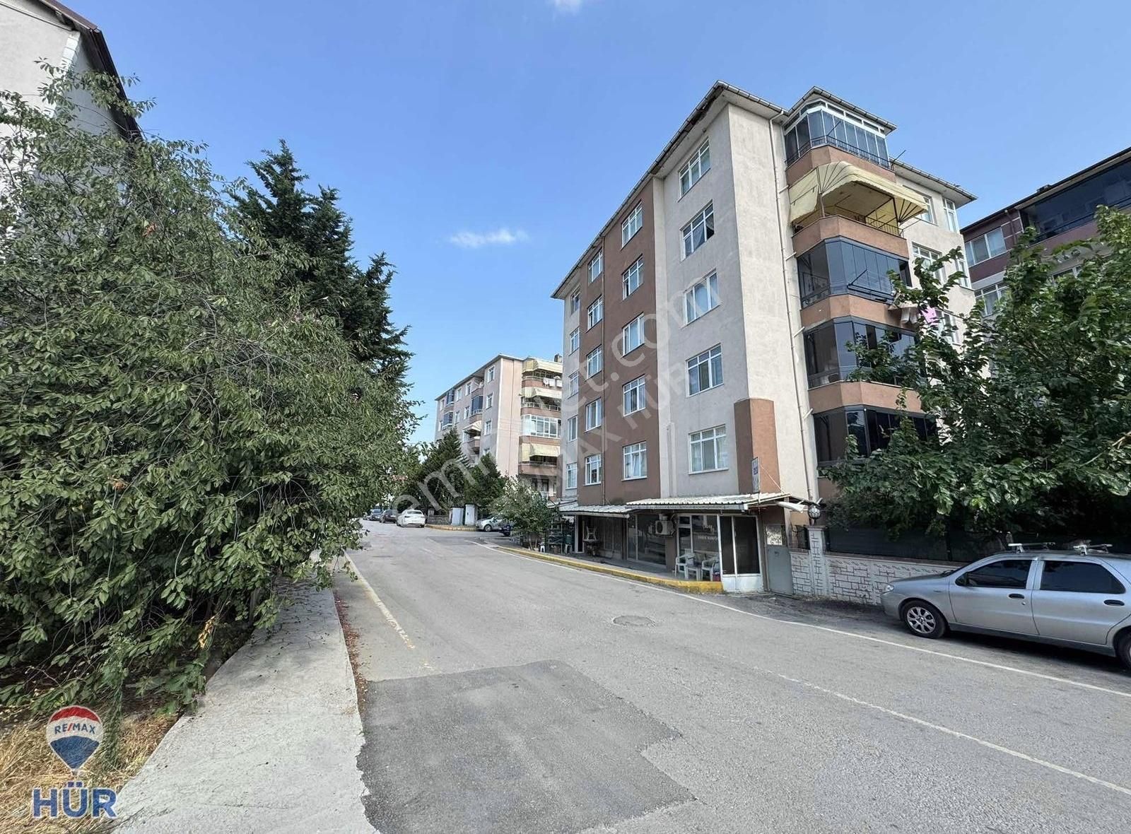 Başiskele Deniz Manzaralı Sahil Yakını 3+1 Satılık Daire