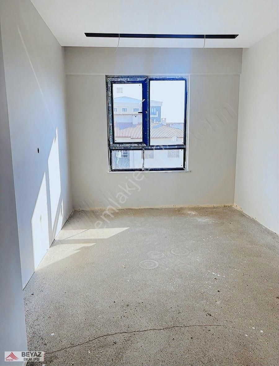 Eğriköprü Mah. //4,5+1 Lüx// Güneybatı//arakat Yapılı Daire