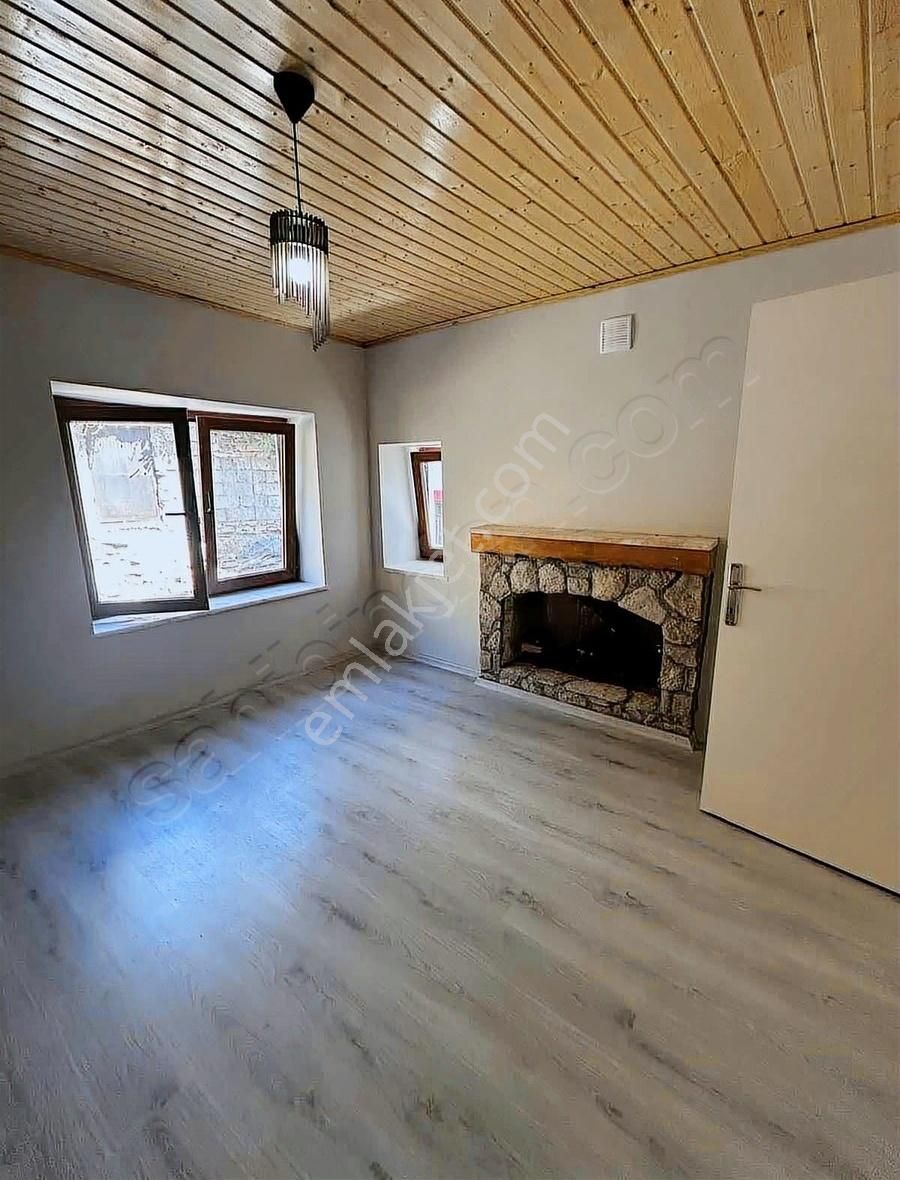 Köy Emlak'tan Satılık Müstakil Taş Ev - Görsel 4