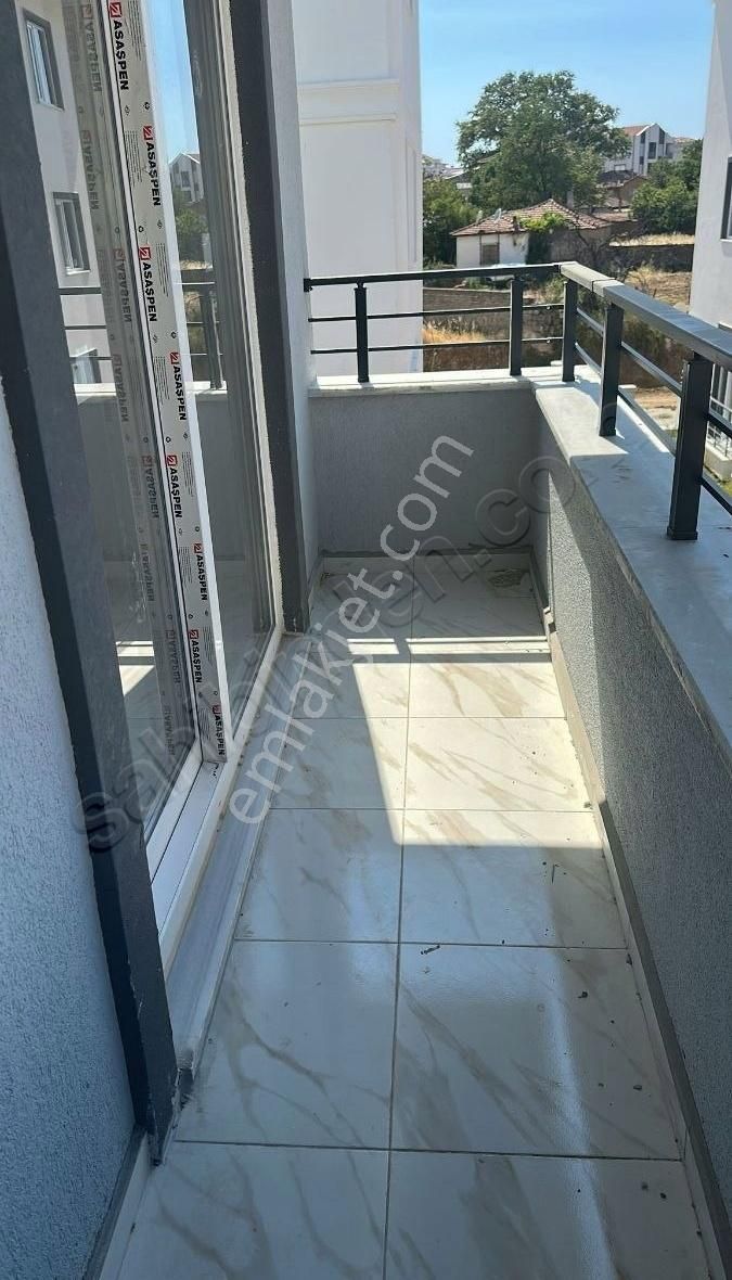 Köy Emlak'tan Satılık 1 + 1 Daire - Görsel 9