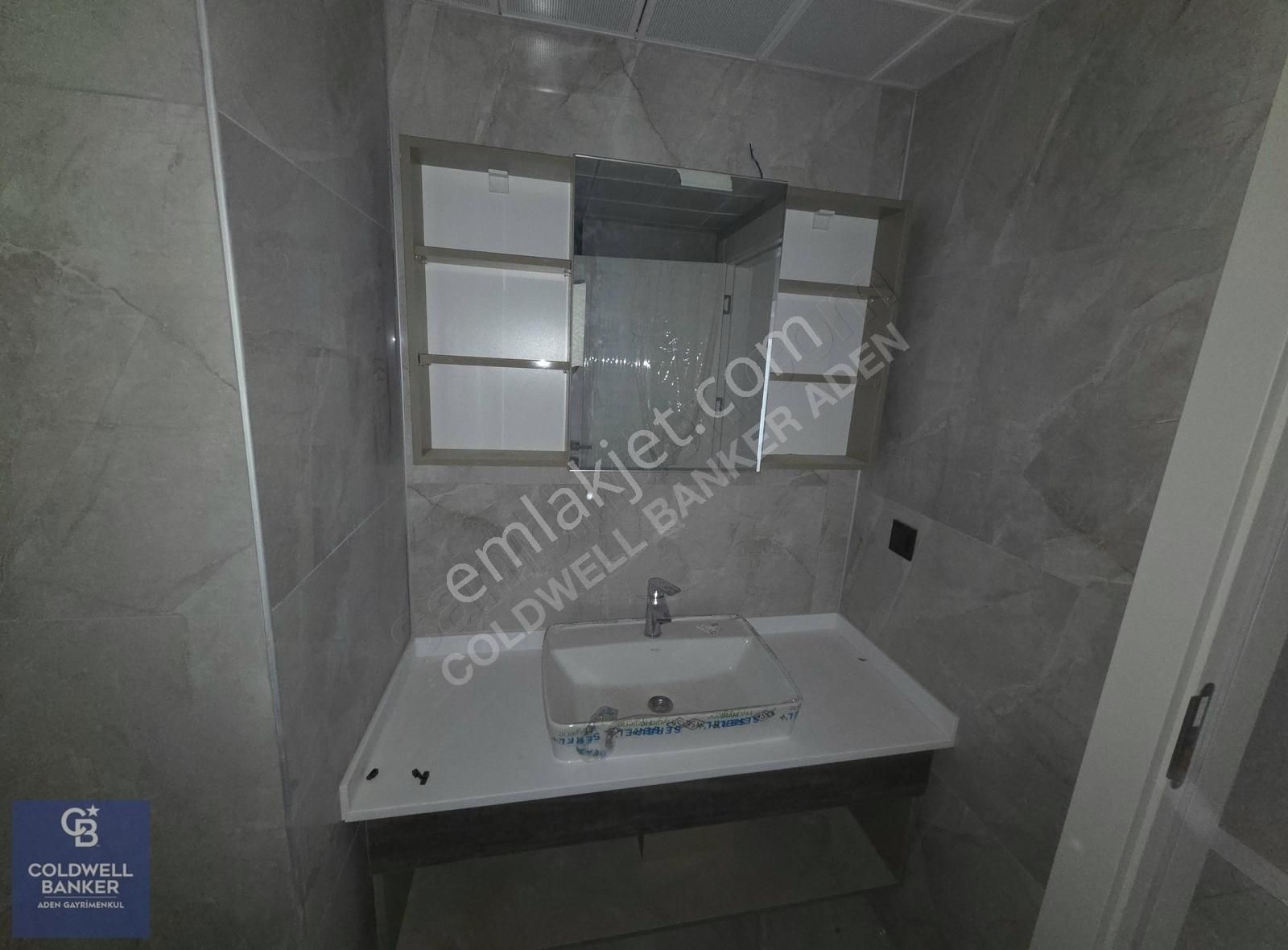 Öniz Göksu'da Kapalı Otoparklı, Ada Mutfaklı Satılık 3,5+1 Daire - Görsel 14