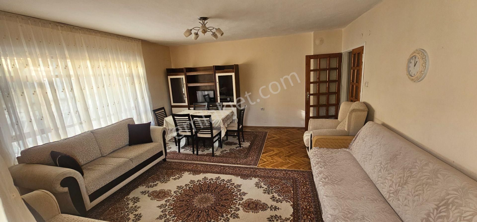 Seyran Bağları Bağlar Caddesinde 3+1 Katta Kiralıkdaire Eşyalı Kombili - Görsel 2