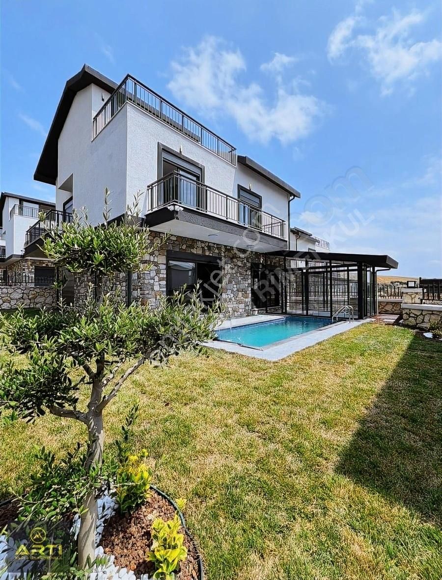 Kumburgaz'da Satılık Müstakil Havuzlu Sıfır Lüks 4+2 Villa - Görsel 31