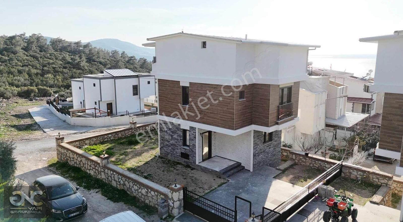 Didim Akbükte Deniz Manzaralı Yerden Isıtmalı Müstakil Villa