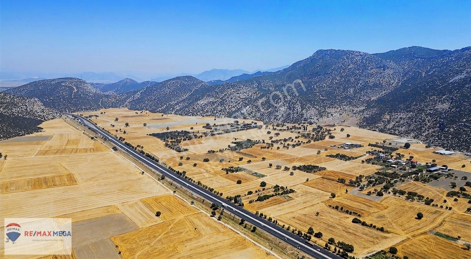 Boğazköy'de Anayola 350 Metre Cepheli, 35 Dönüm Satılık - Görsel 2