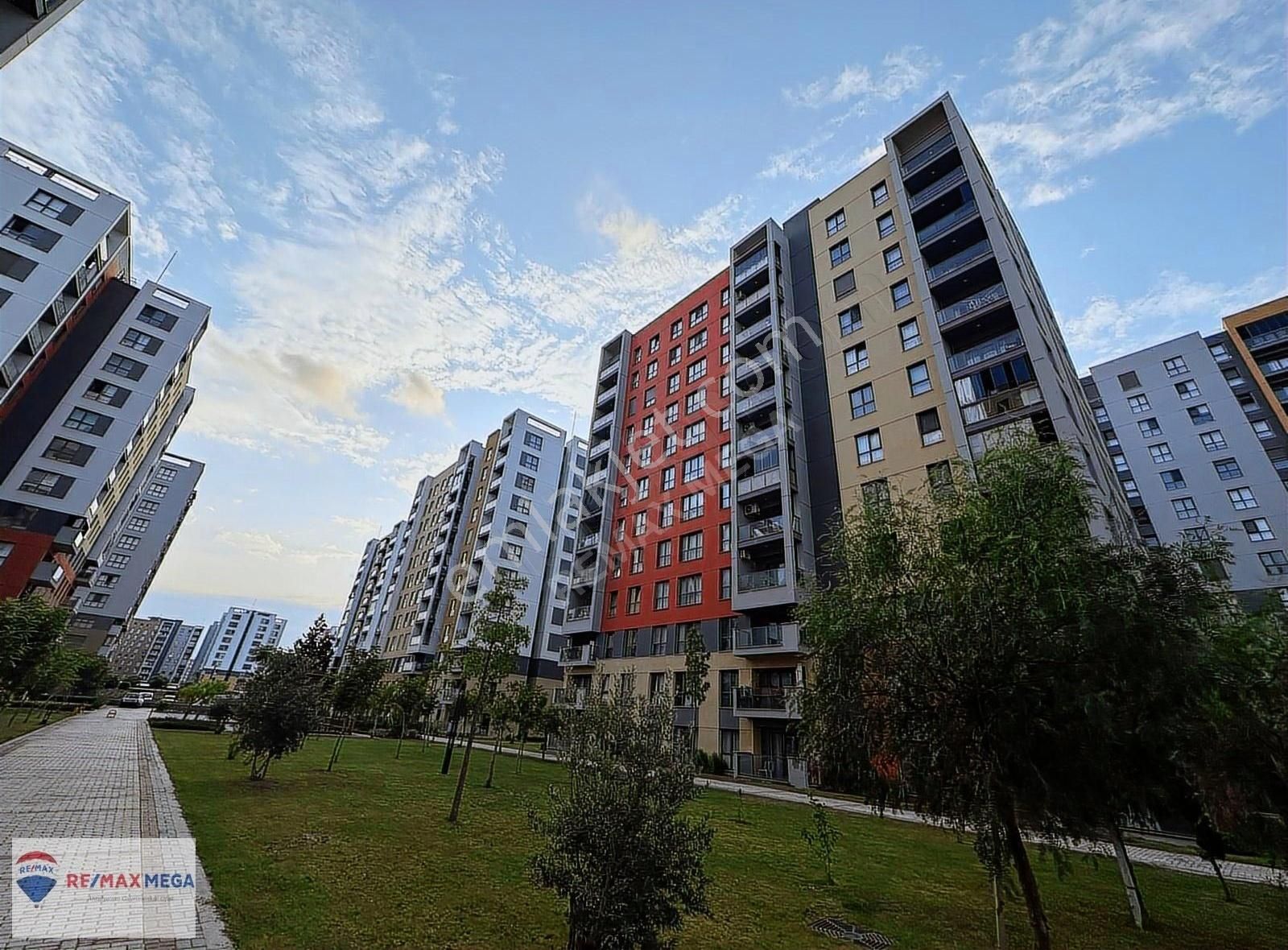 Kepez Sur Yapı'da Deniz Gören 2+1 Ayrı Mutfak Kiralık Daire