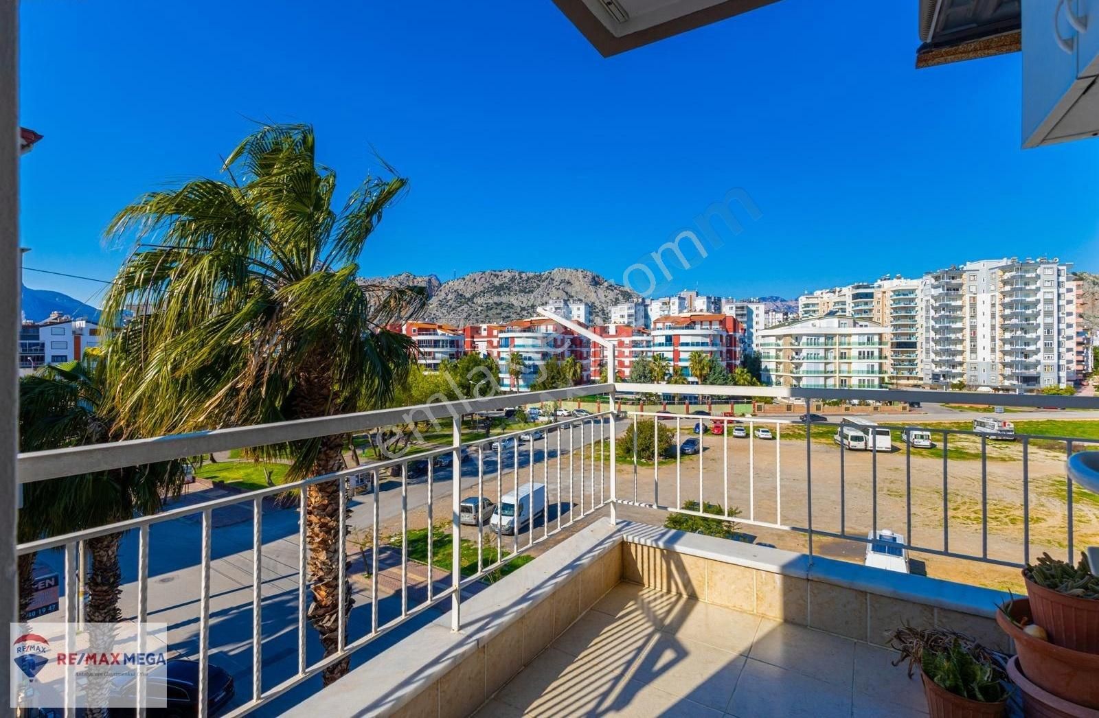 Konyaaltı Liman Mahallesinde 4+1 Satılık Dubleks Daire - Görsel 9