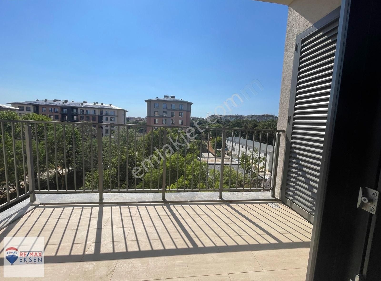 Emlak Konut Çınarköy Nesrin Akyıldız'dan Satılık 3+1 Daire - Görsel 16