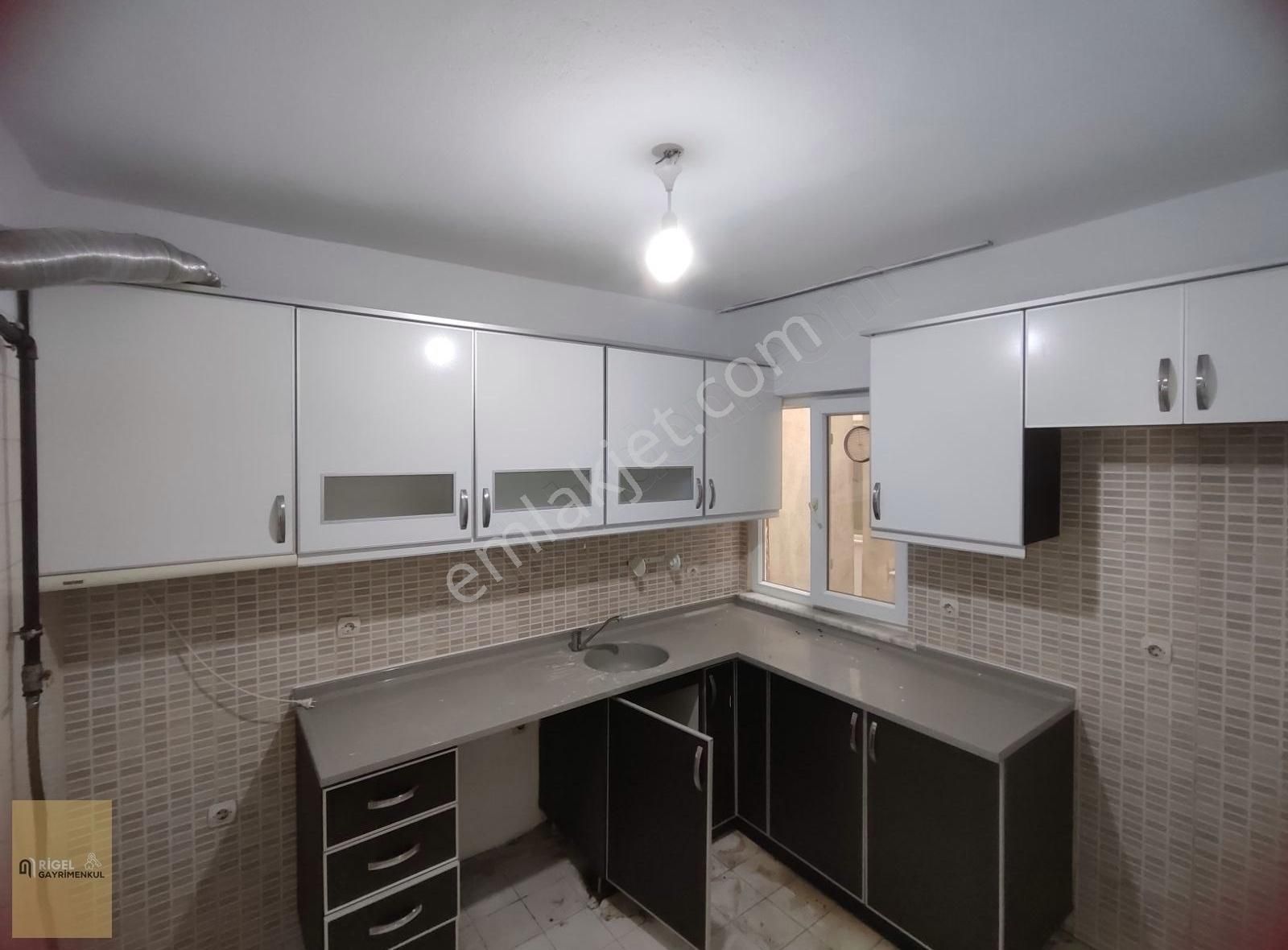 İşkur Karşısı, İnönü Caddesi Üzerinde 3+1 Kiralık Geniş Daire