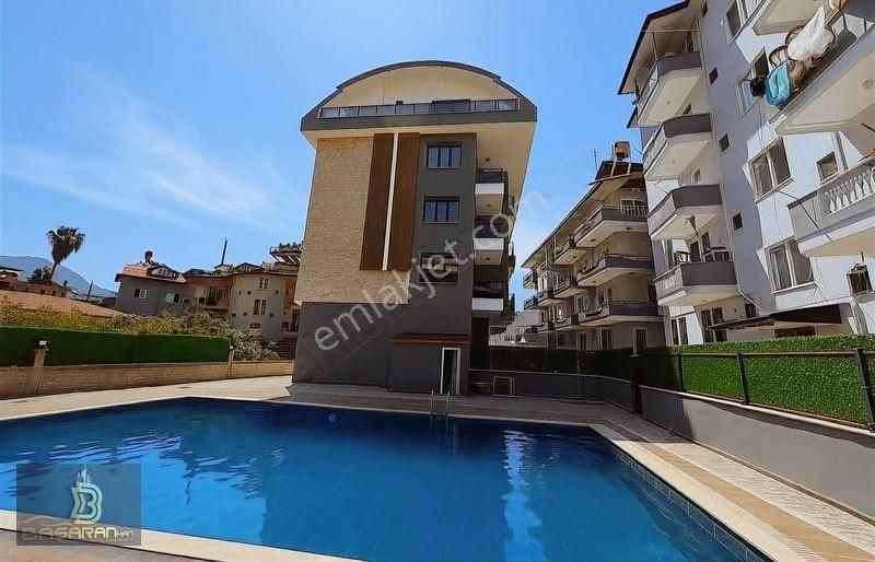 Alanya Oba Mah. Çarşamba Caddesi 1+1 Kiralık