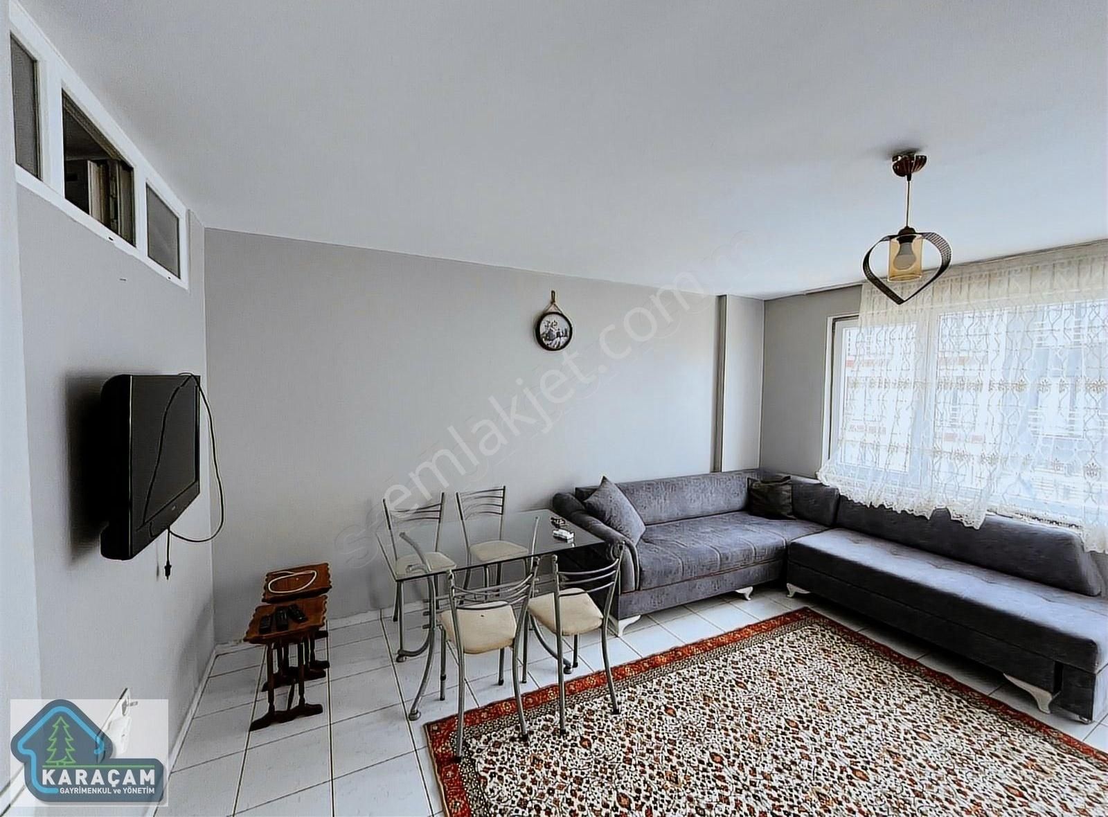 Soma Cadde Üzeri Üniversite Karşısı 2+1 Kiralık Daire