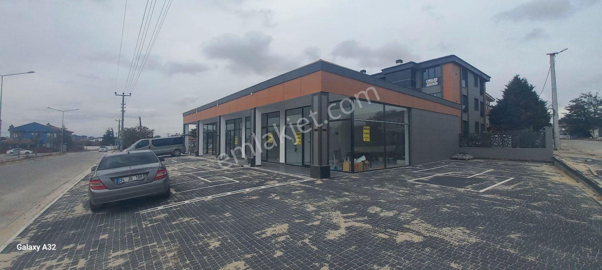Lir Den Önerler Girişin De Satılık Kapalı80 M2 Yola Cephe Dükkan - Görsel 10