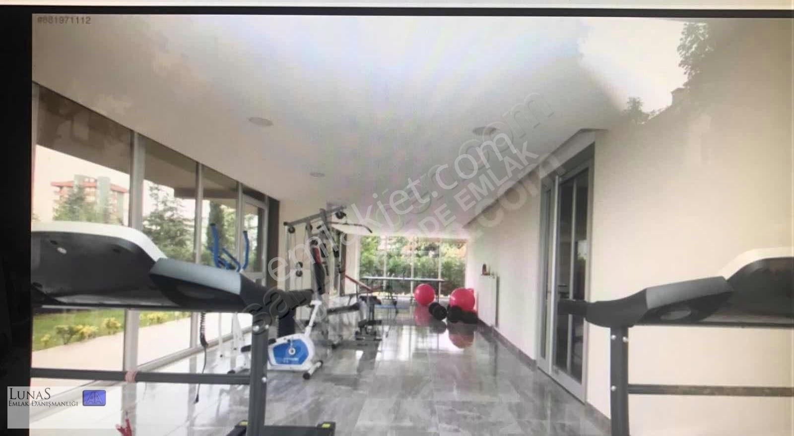 Lunas Emlak Tan Bağda 'ta 1. Paralel De Yeni Bina