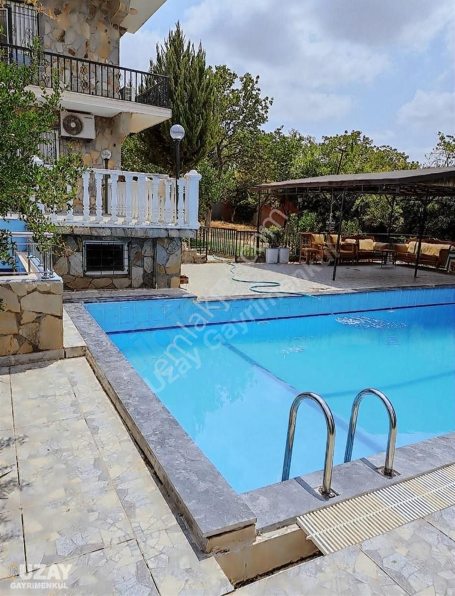 Uzay Dan Burçta Uygun Villa 2 Katlı Full+full
