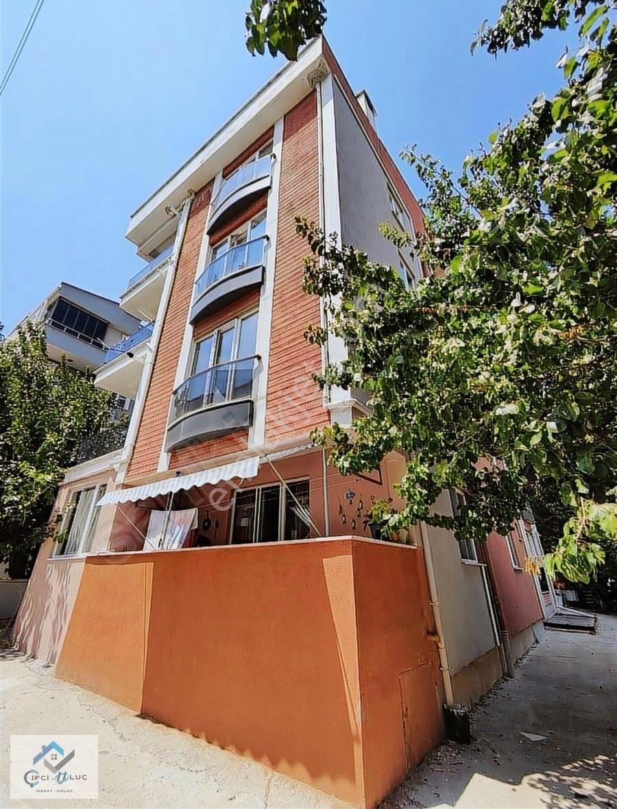 Çifci-uluç'tan Ayvacık Çamlıkta Satılık Geniş 2+1 Daire